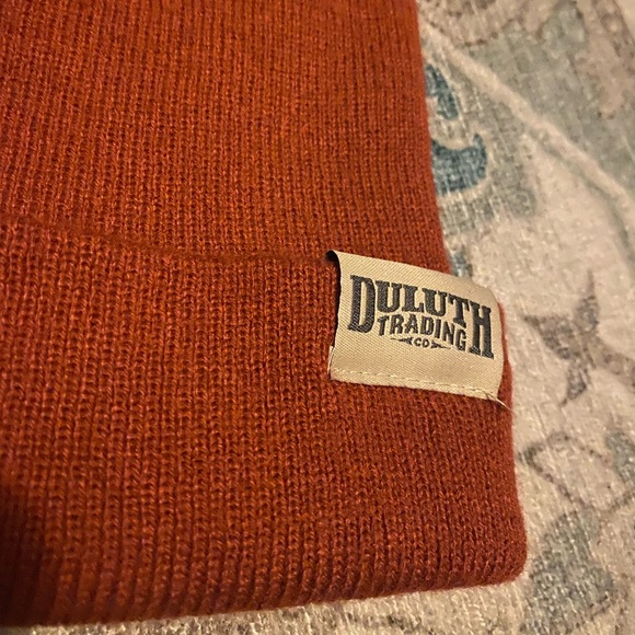 Duluth Trading Co Other - Duluth burnt orange beenie